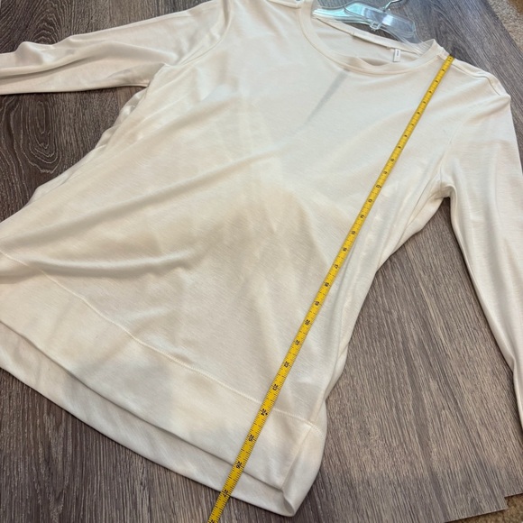 Helmut Lang Twist Back White Long Sleeve Tee - Picture 6 of 7